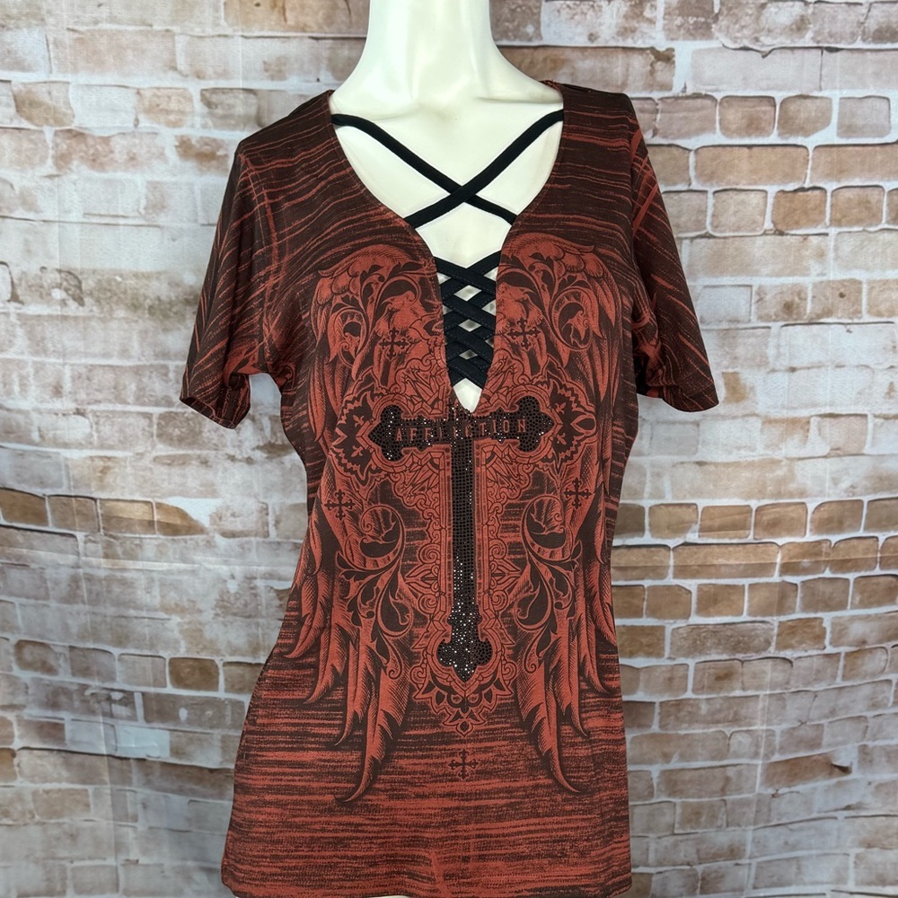 Affliction Women’s Graphic Short Sleeve Criss Cross V-Neck T-Shirt-Size: L -NWT